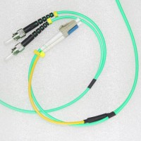 LC/PC ST/PC Mode Conditioning Patch Cable 50/125 OM4 Multimode