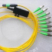 8 Fiber MPO/APC FC/APC 9/125 OS2 Singlemode Fanout Patch Cable